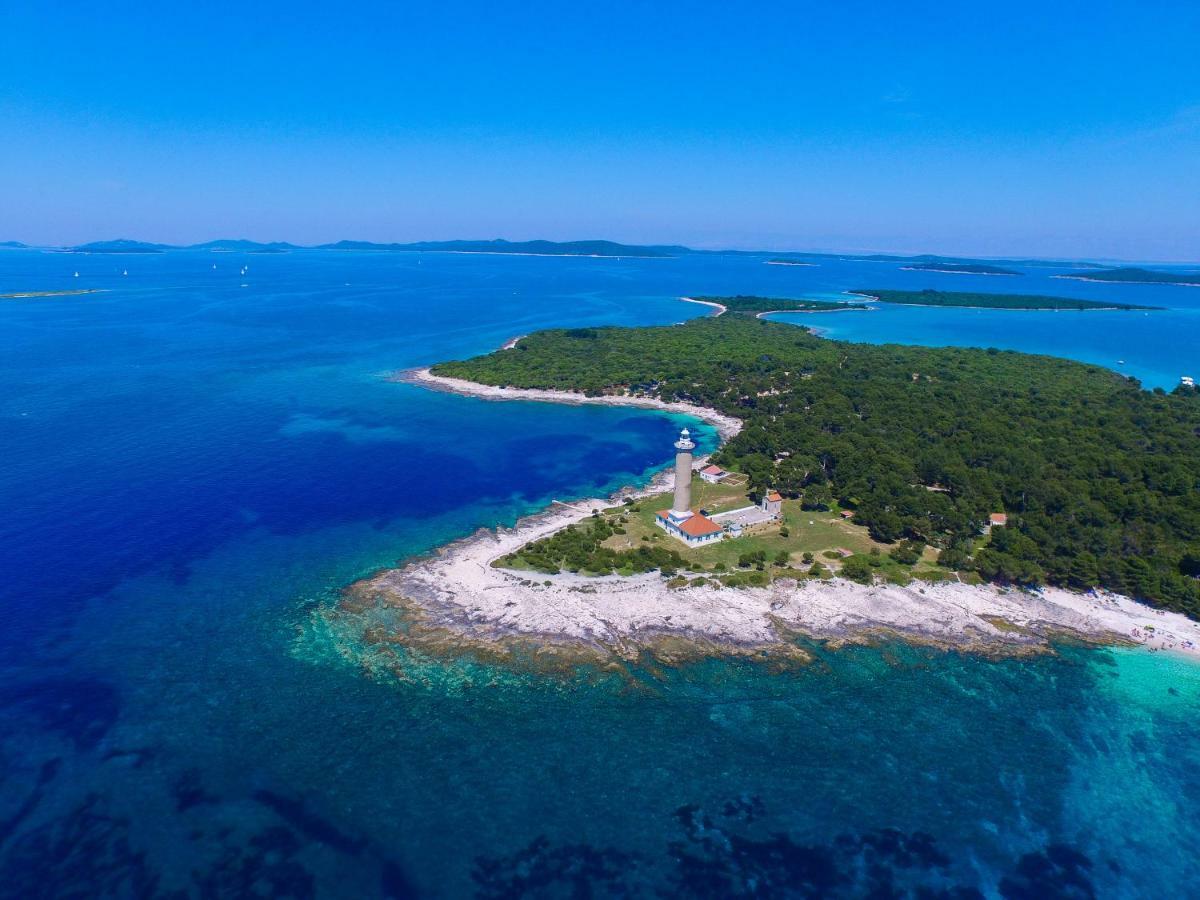 Apartment Natalie Sea View With 3 Bedrooms And Everything Is Air-Conditioned 萨利 外观 照片